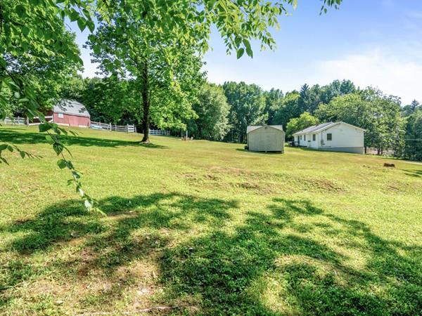 250 North Sturbridge Road Charlton, MA 01507 - Photo 10 of 24