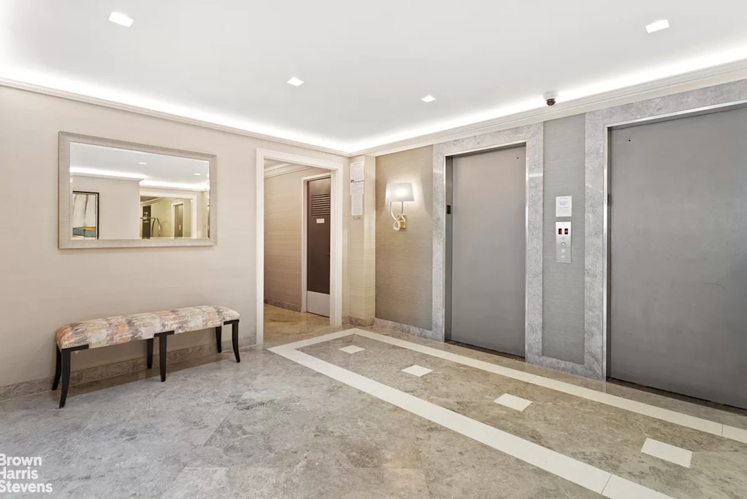 310 East 70th Street, Unit 10G Manhattan, NY 10021 - Photo 9 of 11