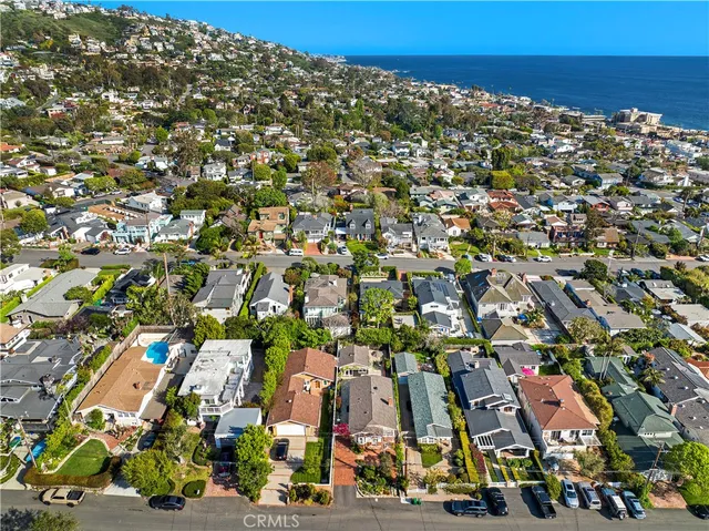 an aerial view of multiple house