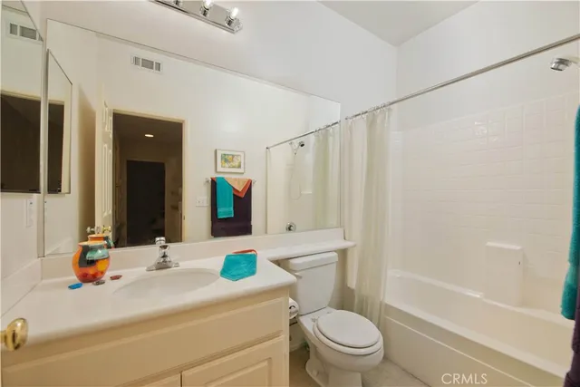 $565,000 | 28248 Canterbury Court, Valencia, CA 91354