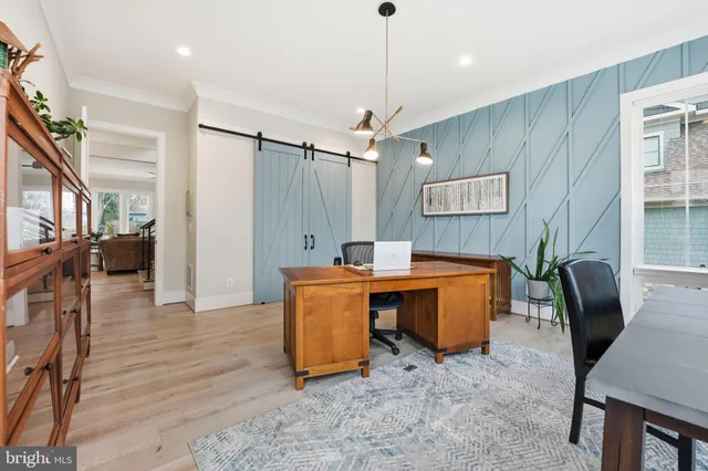 $2,200,000 | 311 Albrecht Circle Southwest, Vienna, VA 22180