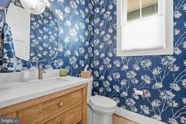 $2,200,000 | 311 Albrecht Circle Southwest, Vienna, VA 22180