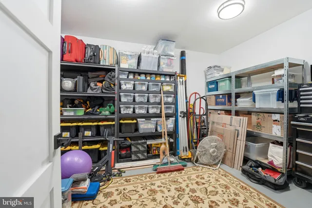 $2,200,000 | 311 Albrecht Circle Southwest, Vienna, VA 22180