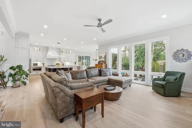 $2,200,000 | 311 Albrecht Circle Southwest, Vienna, VA 22180