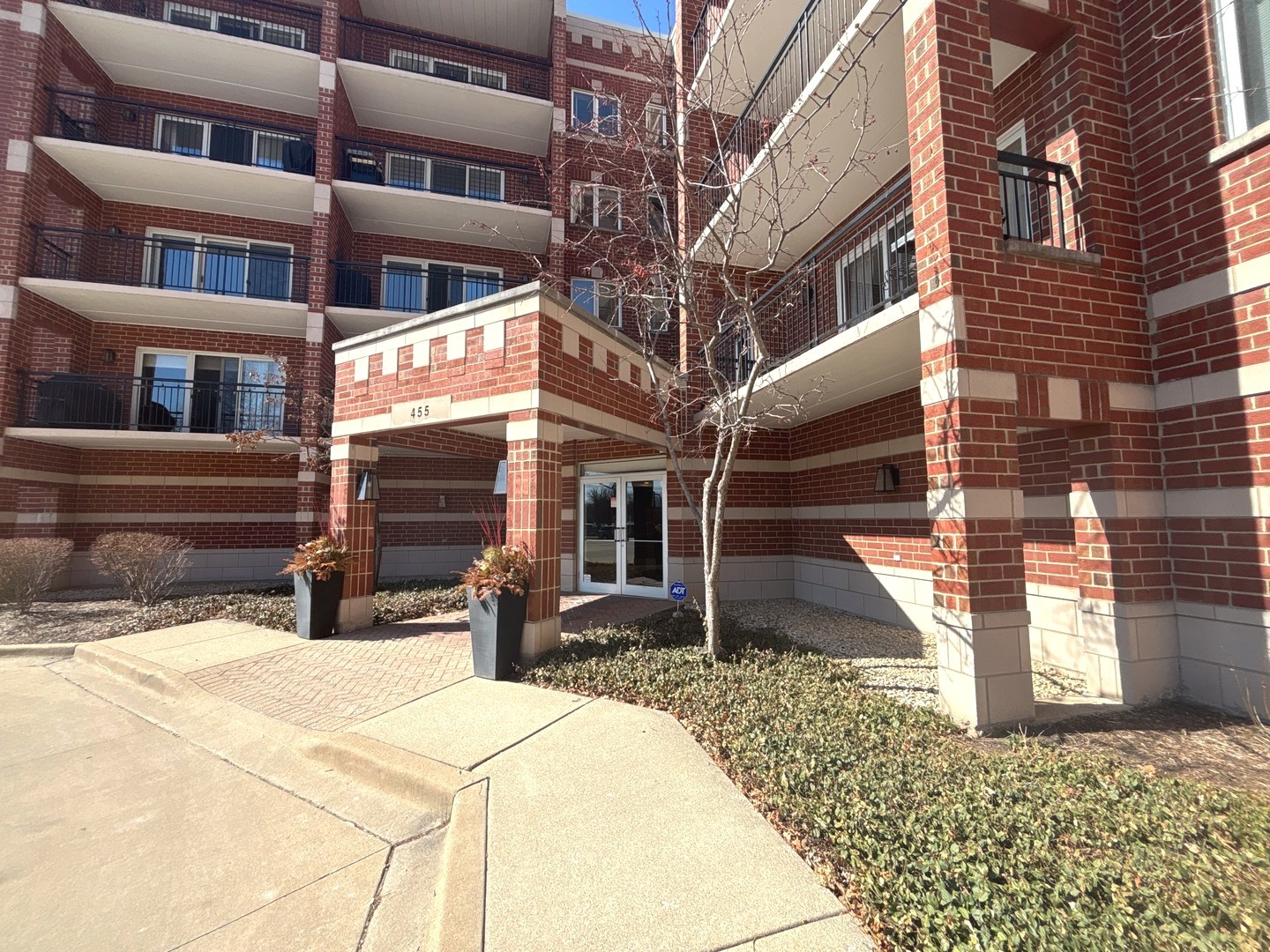 455 West Front Street, Unit 2208 Wheaton, IL 60187 - Photo 2 of 20 a view of a building