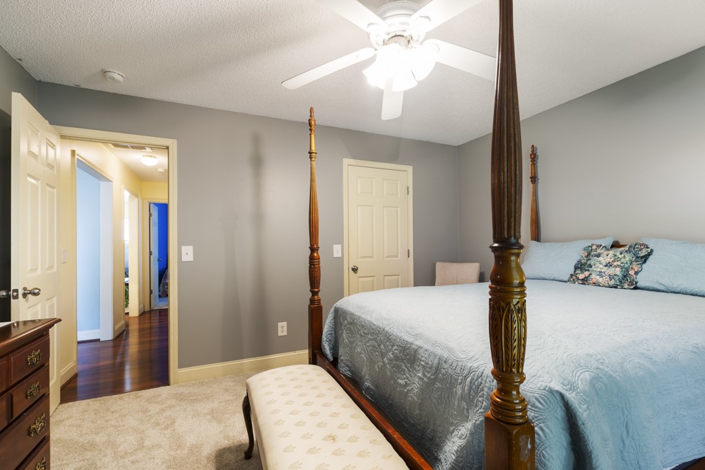 112 Falcons View Court Walhalla, SC 29691 - Photo 23 of 39 Bedroom 2