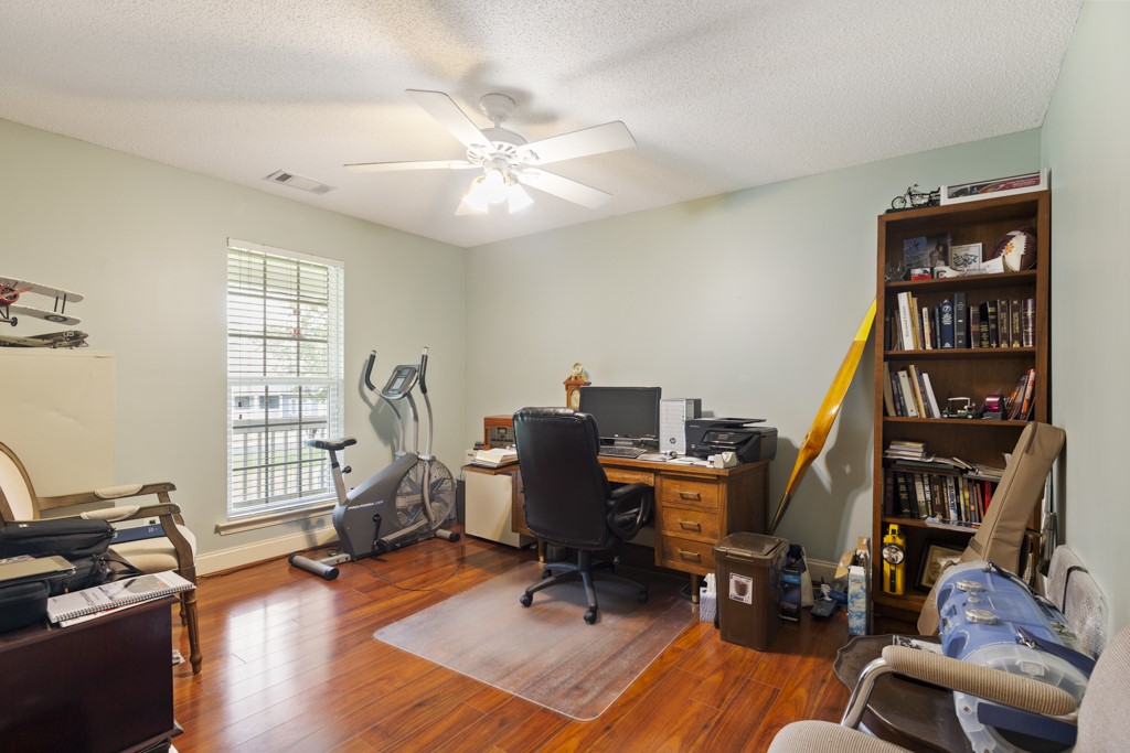 112 Falcons View Court Walhalla, SC 29691 - Photo 28 of 39 Office/ 4th Bedroom