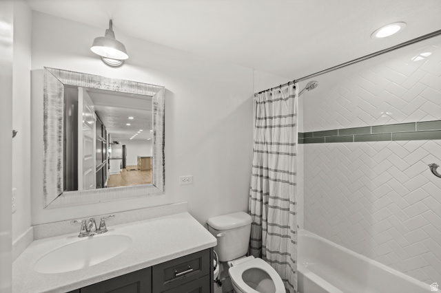 4077 Rons Court Riverton, UT 84096 - Photo 34 of 48 Functional and inviting, this full bathroom provides the convenience today's homeowners appreciate.