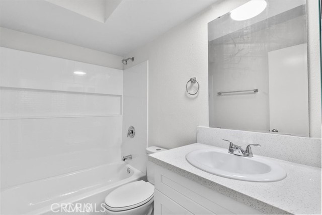 1002 Lombard Drive Redlands, CA 92374 - Photo 11 of 20