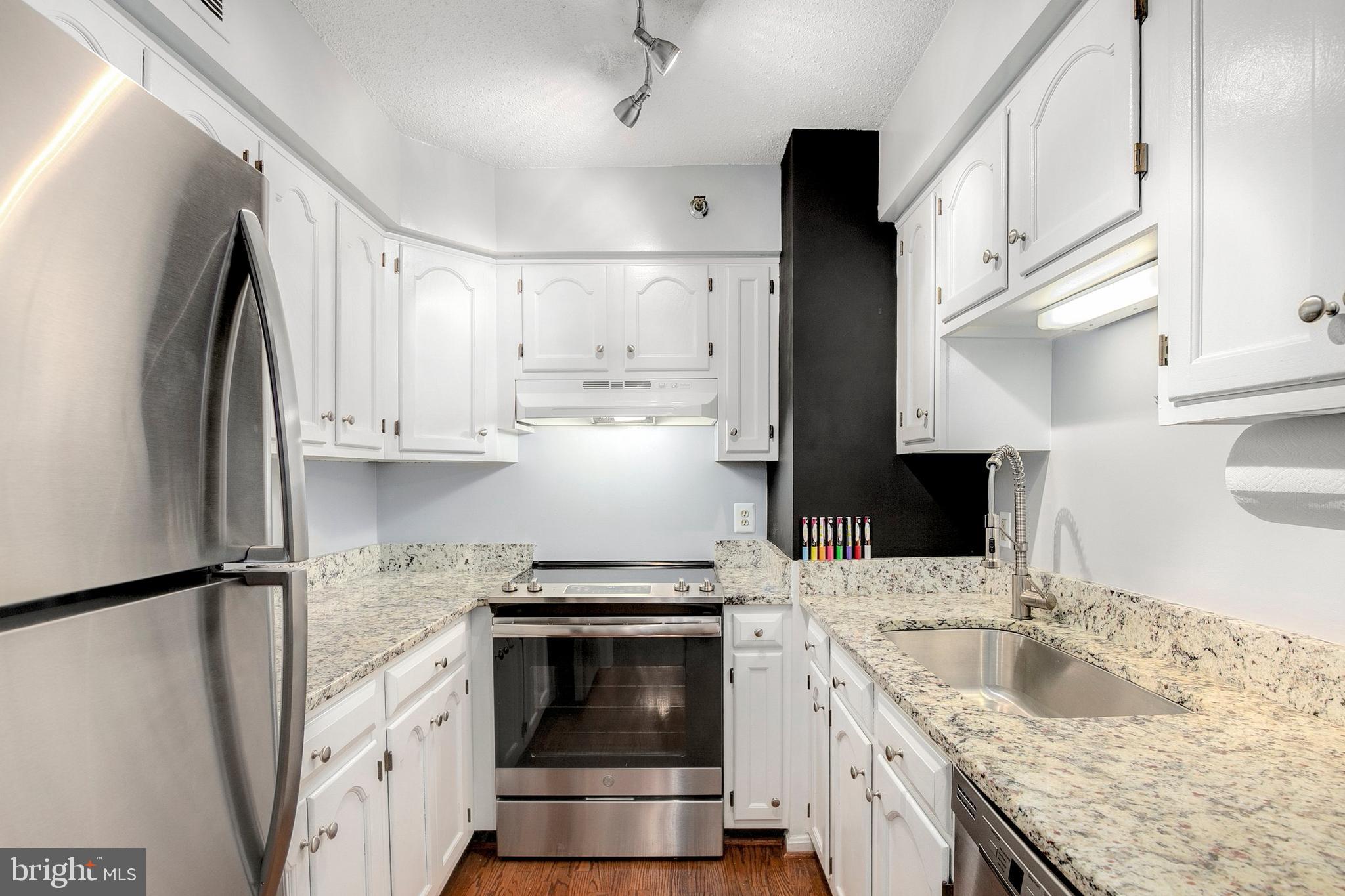 1301 North Courthouse Road, Unit 1605 Arlington, VA 22201 - Photo 6 of 18