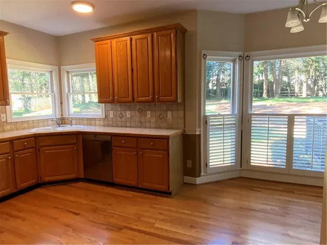 $4,000 | 165 Kiveton Park Drive, Roswell, GA 30075