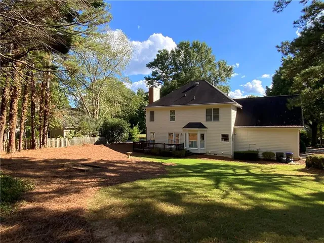 $4,000 | 165 Kiveton Park Drive, Roswell, GA 30075