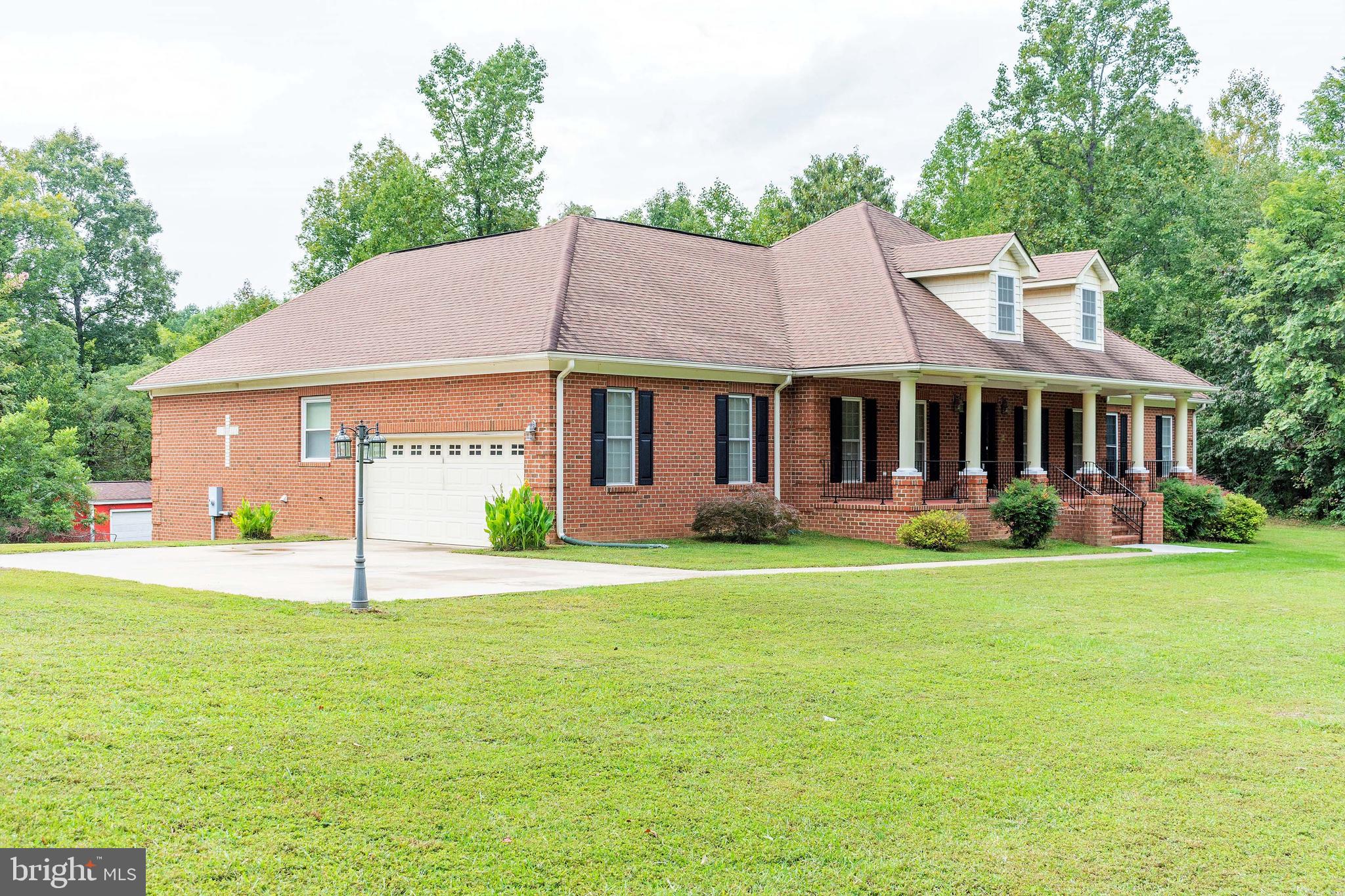 6034 Waugh Point Road King George, VA 22485 - Photo 2 of 59 Gallery Image 2