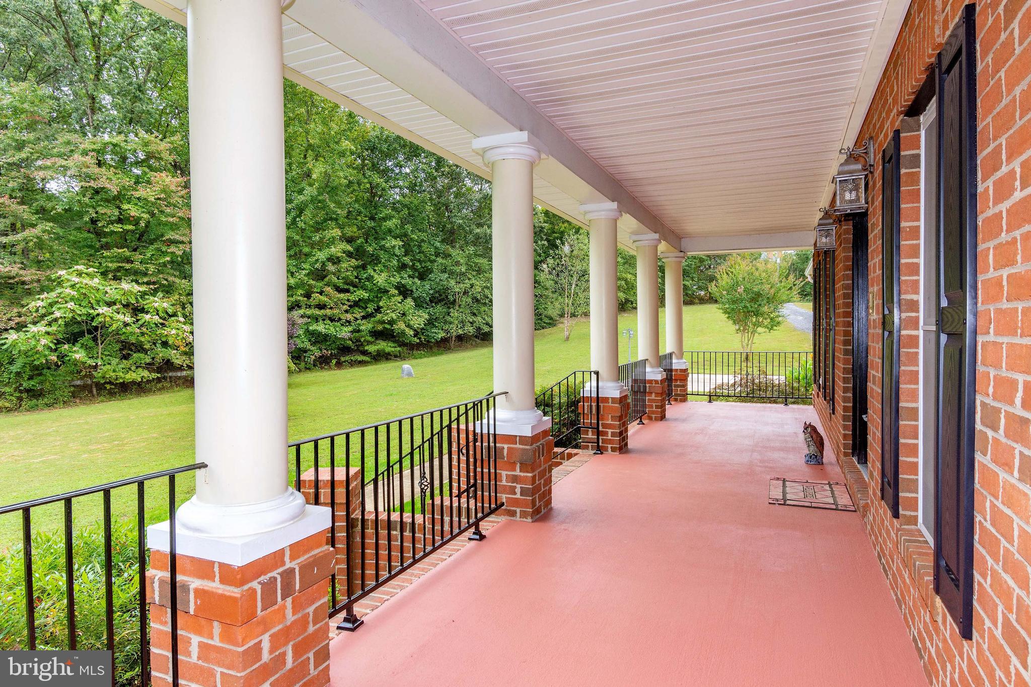 6034 Waugh Point Road King George, VA 22485 - Photo 4 of 59 Gallery Image 4