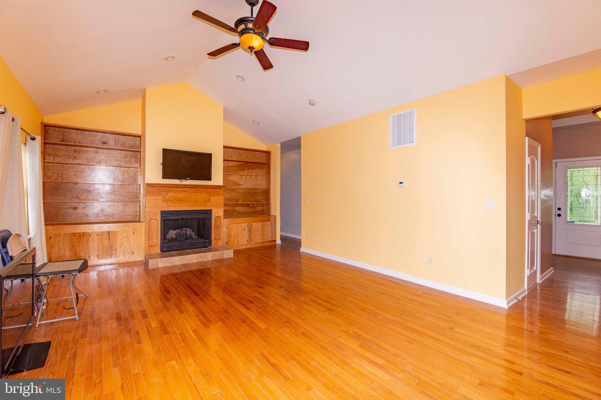 6034 Waugh Point Road King George, VA 22485 - Photo 10 of 59 Gallery Image 10