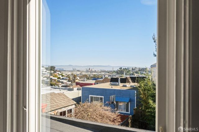 $1,270,000 | 755 Anderson Street, San Francisco, CA 94110