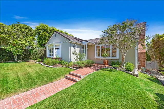 $6,500 | 333 Locust Street, Laguna Beach, CA 92651