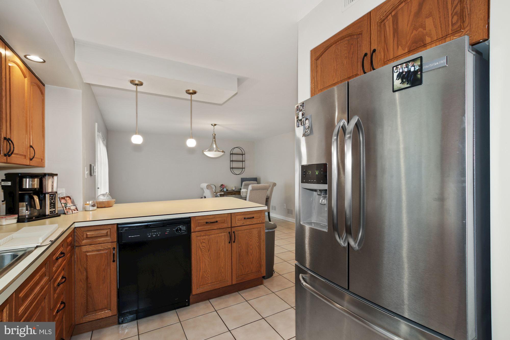 129 Spring Street Woodbury, NJ 08096 - Photo 6 of 20 Gallery Image 6