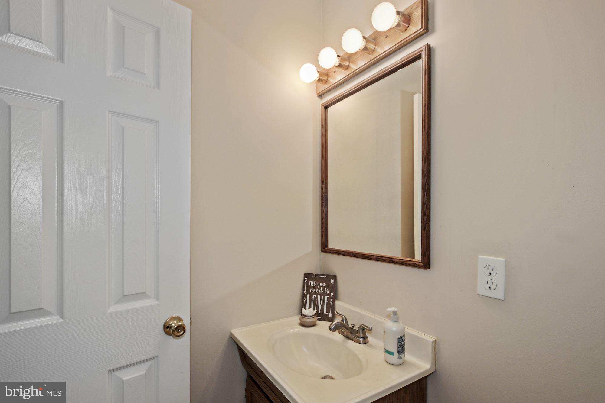 129 Spring Street Woodbury, NJ 08096 - Photo 7 of 20 Gallery Image 7