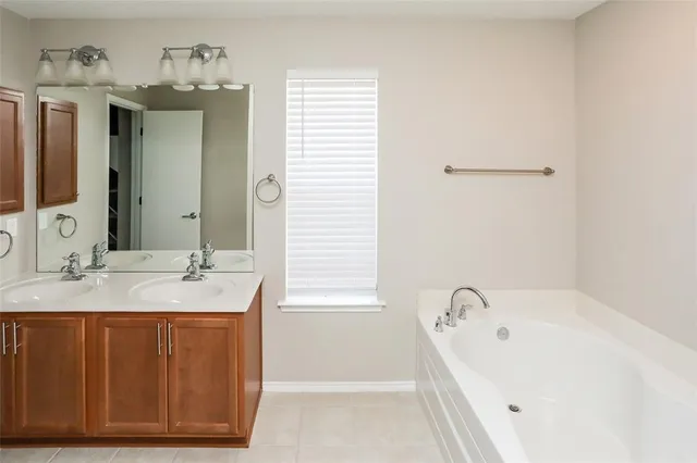 $2,545 | 707 River Run Drive, Glenn Heights, TX 75154