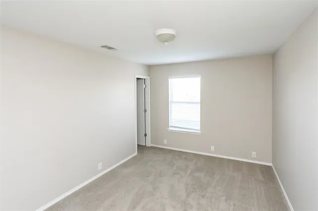 $2,545 | 707 River Run Drive, Glenn Heights, TX 75154