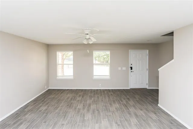 $2,545 | 707 River Run Drive, Glenn Heights, TX 75154