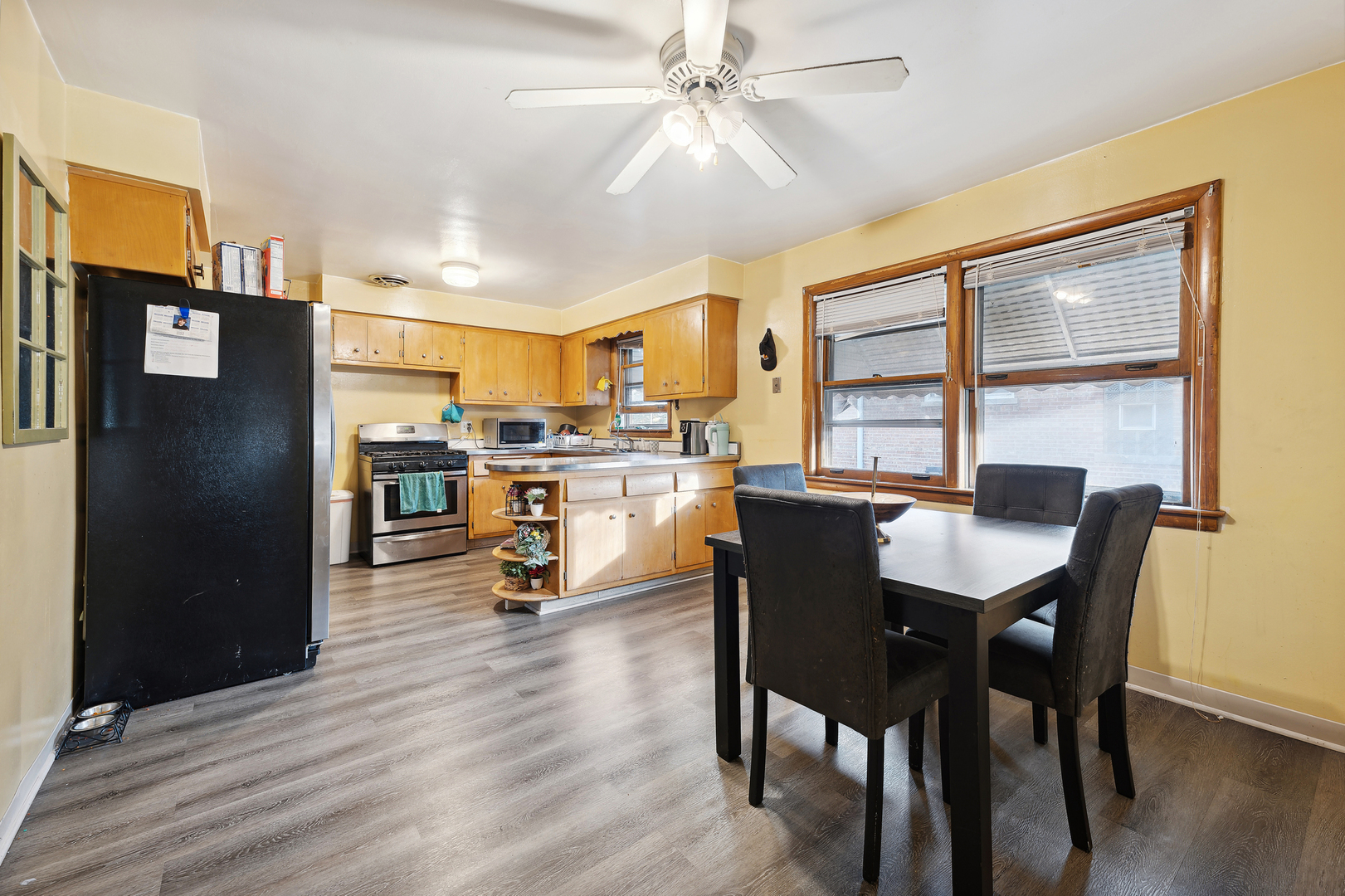 9251 Pulaski Road Evergreen Park, IL 60805 - Photo 3 of 13