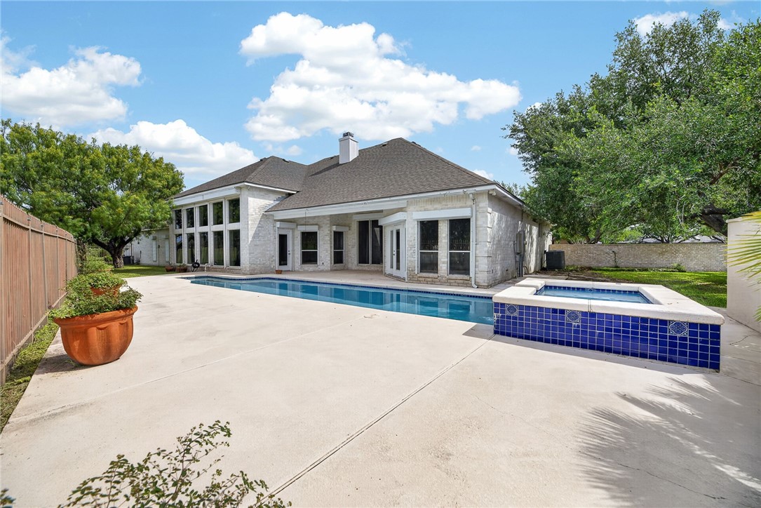5409 Wooldridge Road Corpus Christi, TX 78413 - Photo 36 of 40