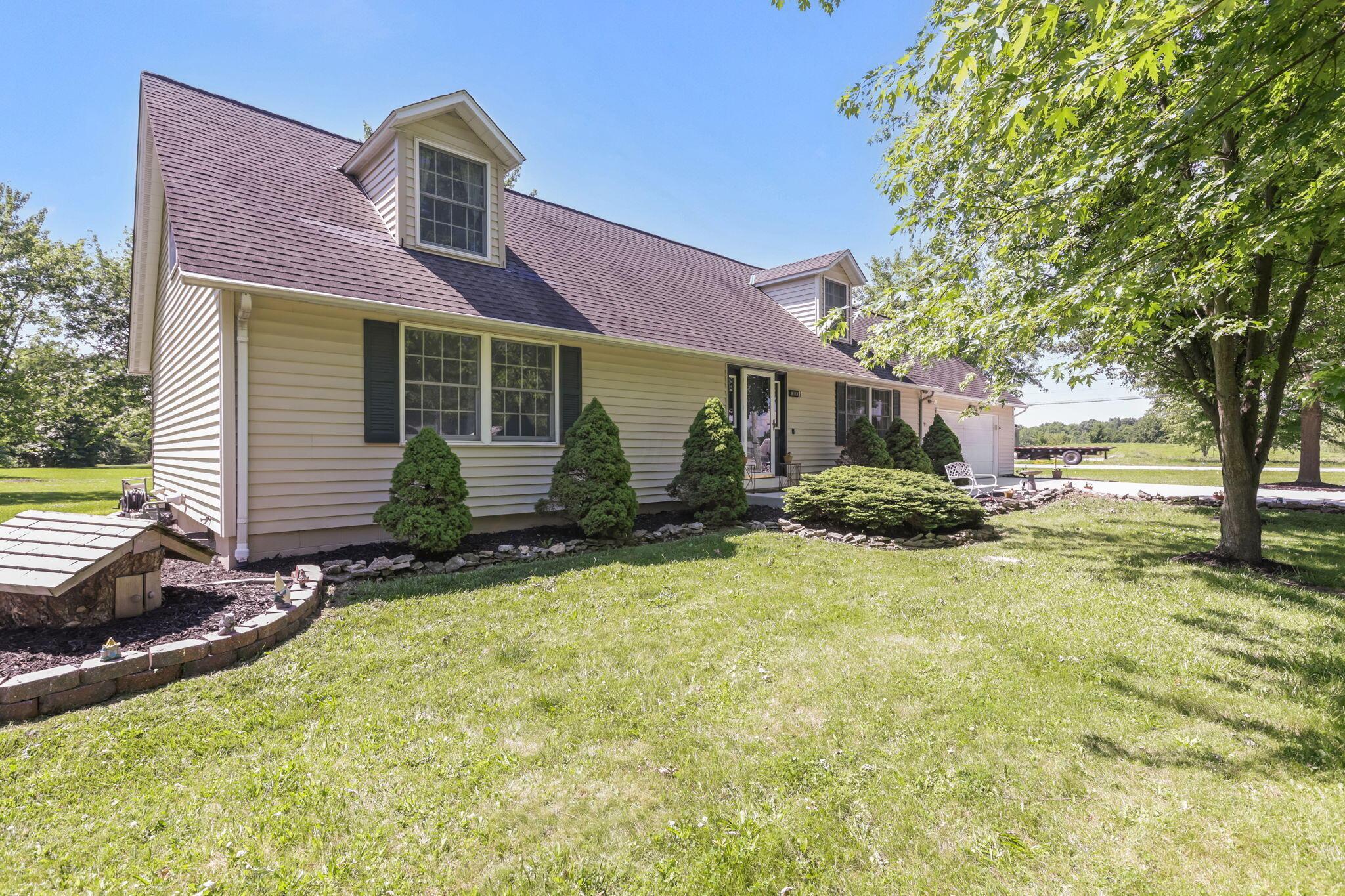10221 Brock Road Plain City, OH 43064 - Photo 2 of 61 2-web-or-mls-4E7A8666