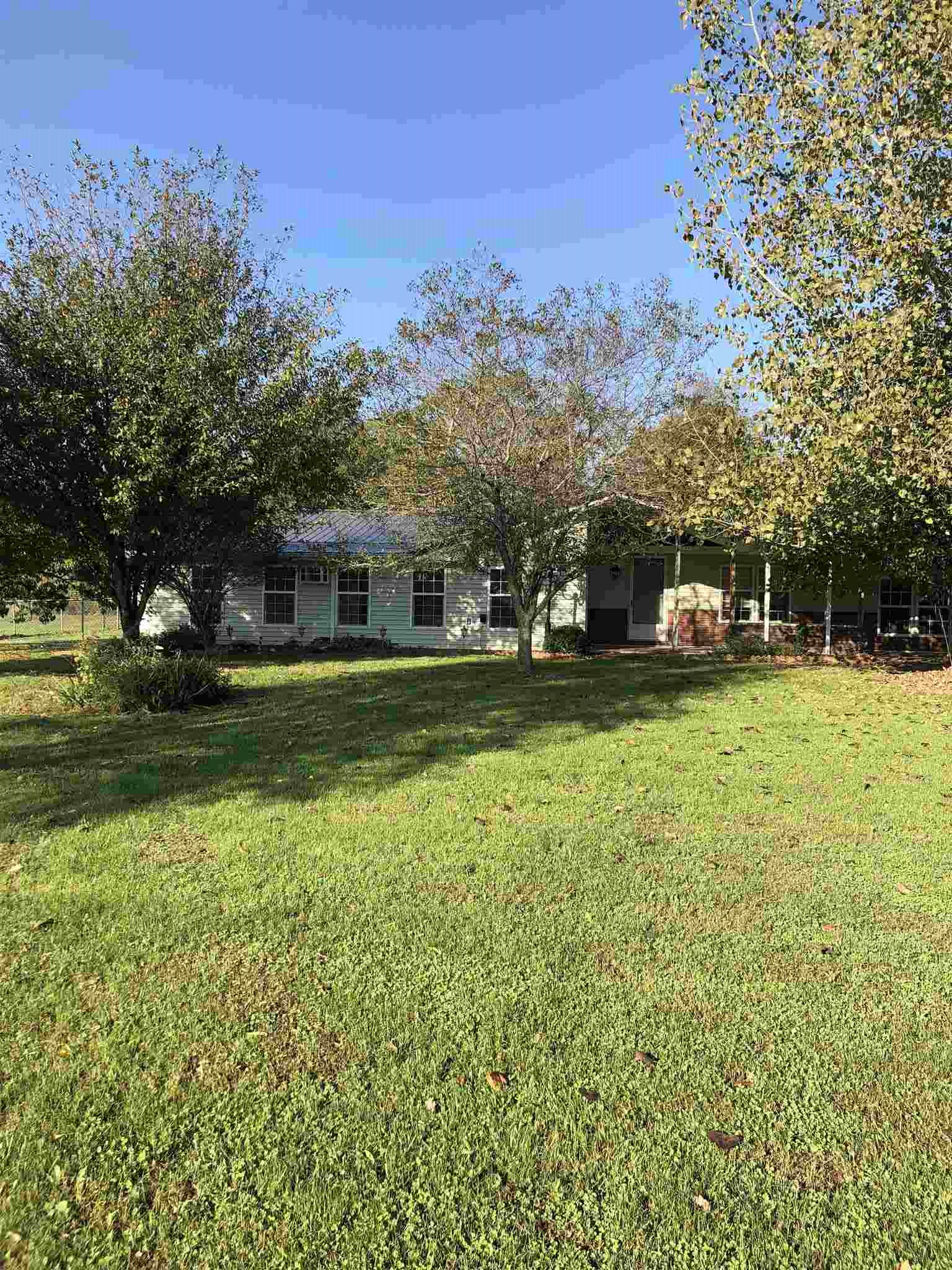 597 West County 600 Road North Orleans, IN 47452 - Photo 3 of 36 Gallery Image 3