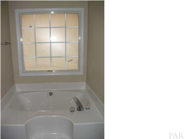 3026 Wallace Lake Road Pace, FL 32571 - Photo 18 of 24 Master Bathroom Garden Tub