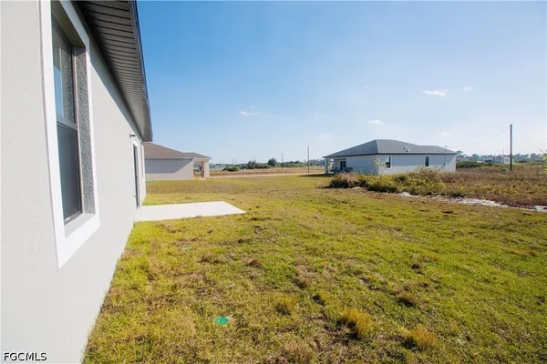 $1,900 | 9004 Justice Circle, LaBelle, FL 33935