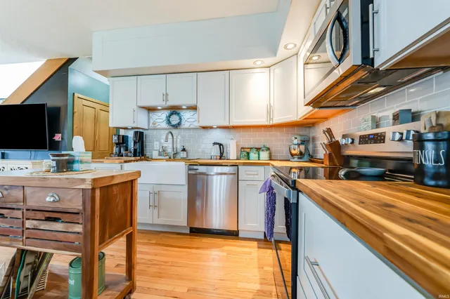 $439,900 | 1390 North 200 West, Winchester, IN 47394