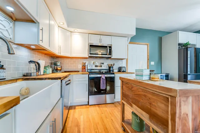 $439,900 | 1390 North 200 West, Winchester, IN 47394