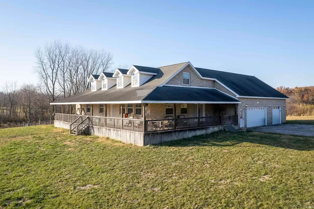 $439,900 | 1390 North 200 West, Winchester, IN 47394