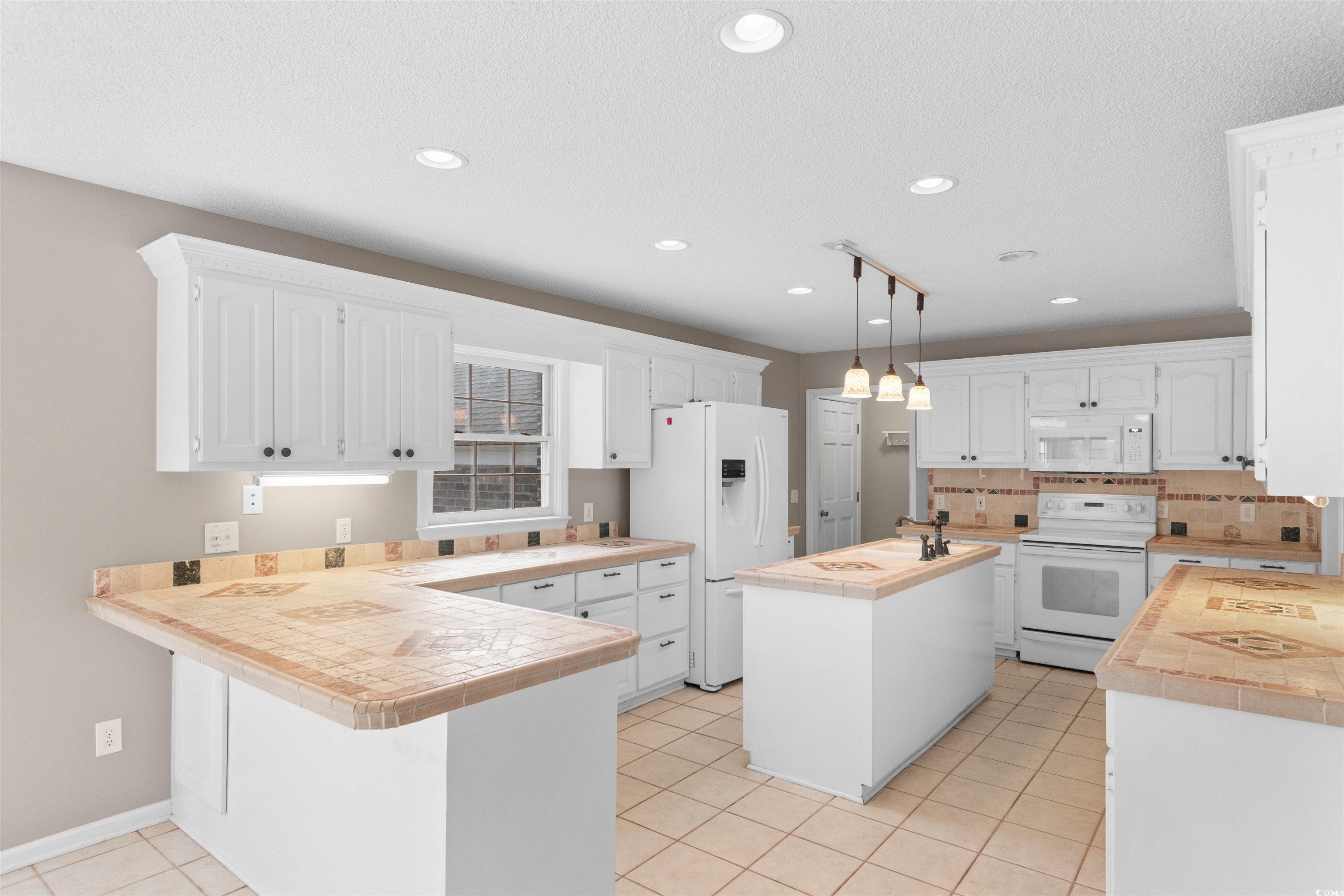 126 Jericho Court Georgetown, SC 29440 - Photo 12 of 40