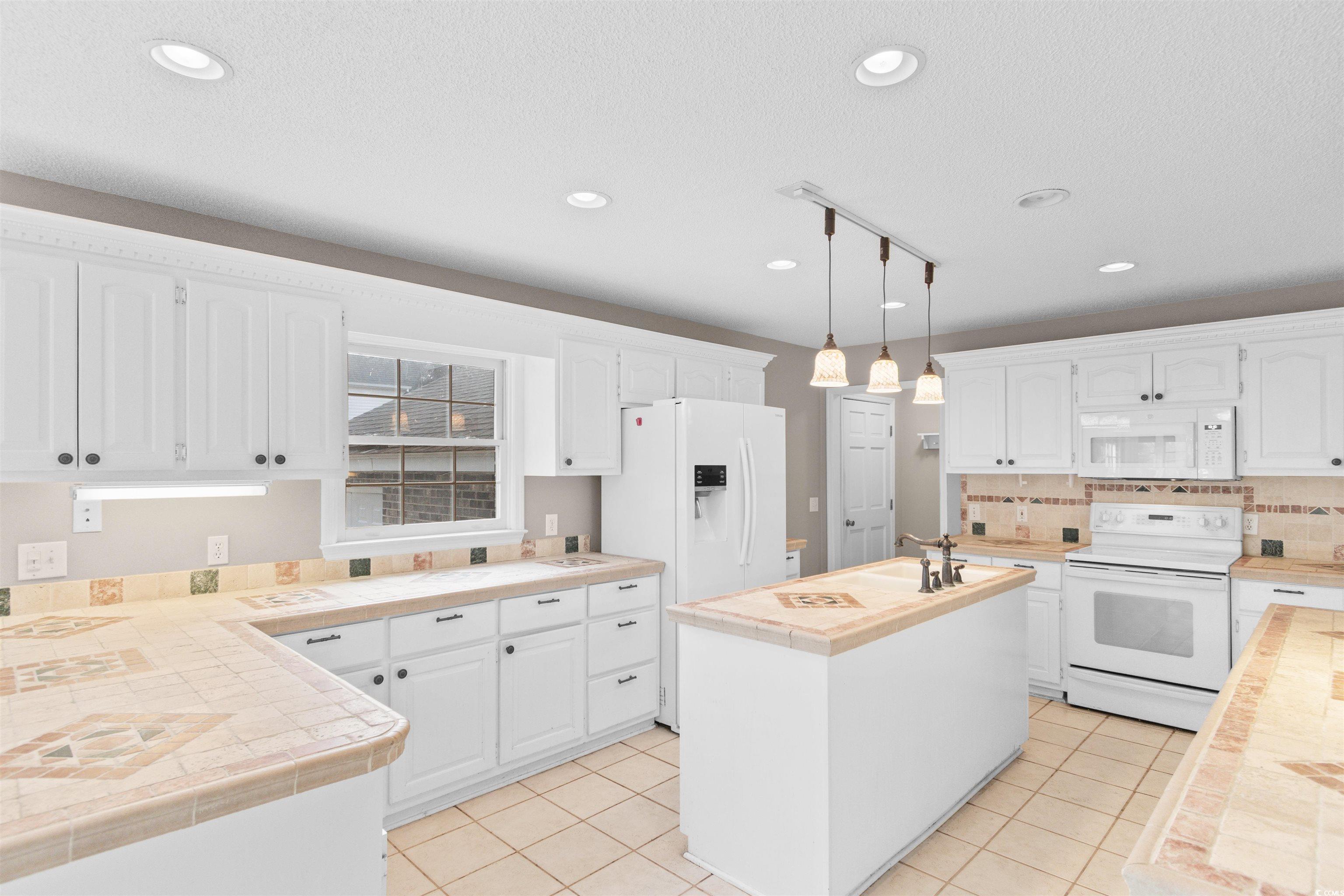 126 Jericho Court Georgetown, SC 29440 - Photo 13 of 40