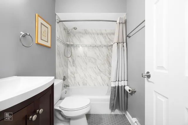 $163,000 | 4624 North Commons Drive, Unit 111, Chicago, IL 60656