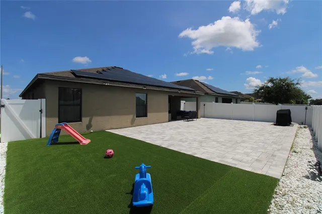 a view of outdoor space