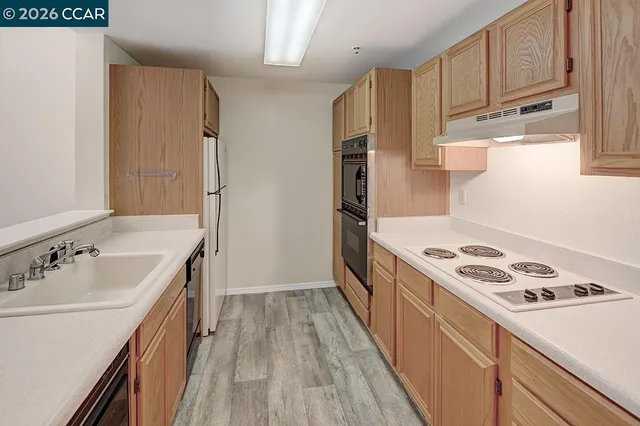 $418,000 | 1840 Tice Creek Drive, Unit 2312, Walnut Creek, CA 94595