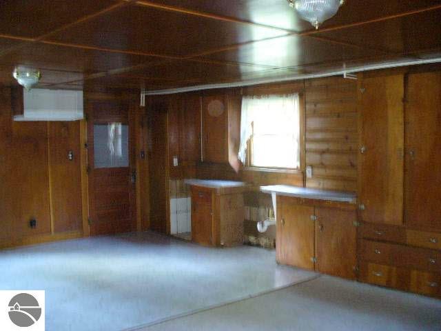2283 Greenwood Road Lupton, MI 48635 - Photo 8 of 13 1750146-7.JPG