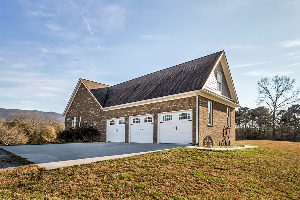 389 Bailey Road Benton, TN 37307 - Photo 2 of 54 Gallery Image 2