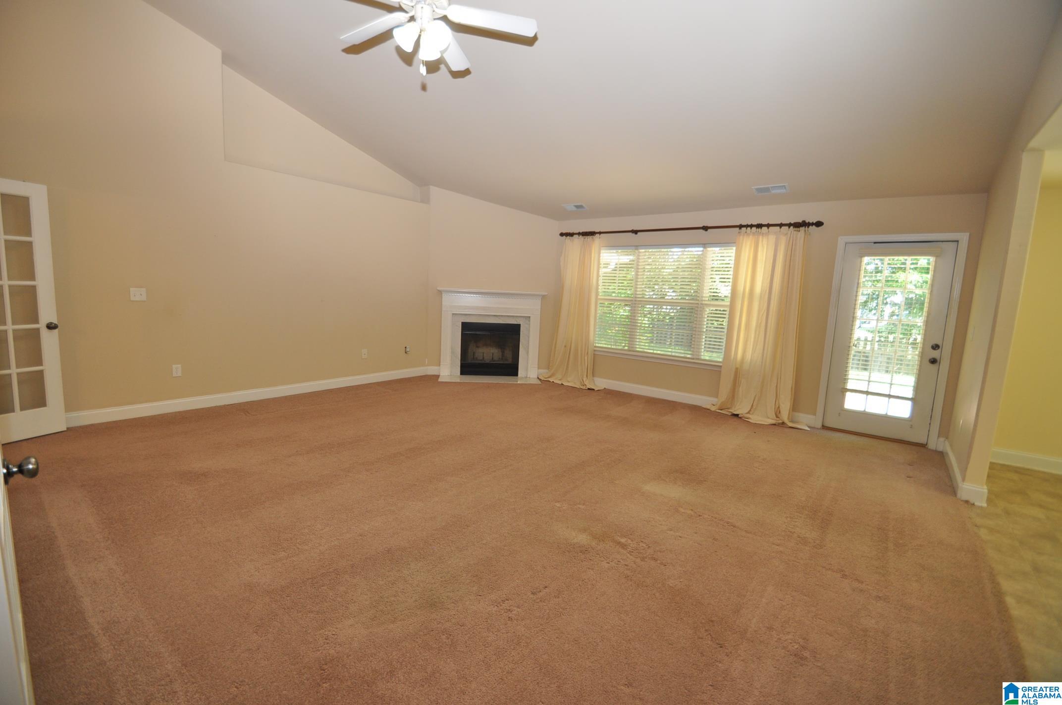 213 Cedar Meadow Alabaster, AL 35114 - Photo 6 of 15