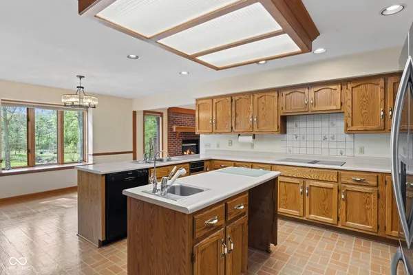 $444,999 | 6605 Mossy Rock Lane, Indianapolis, IN 46237