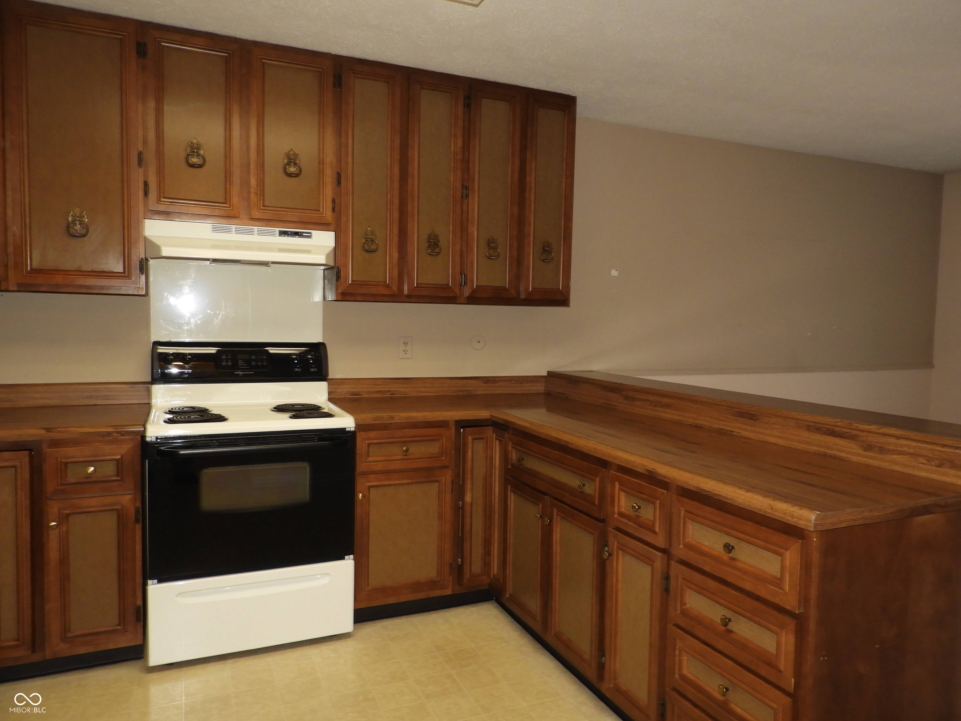 3308 South Westminster Way Bloomington, IN 47401 - Photo 7 of 29