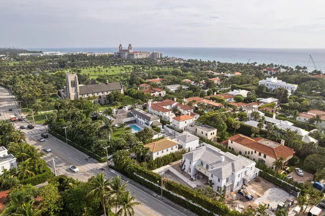 $13,000 | 151 South County Road, Unit 2, Palm Beach, FL 33480