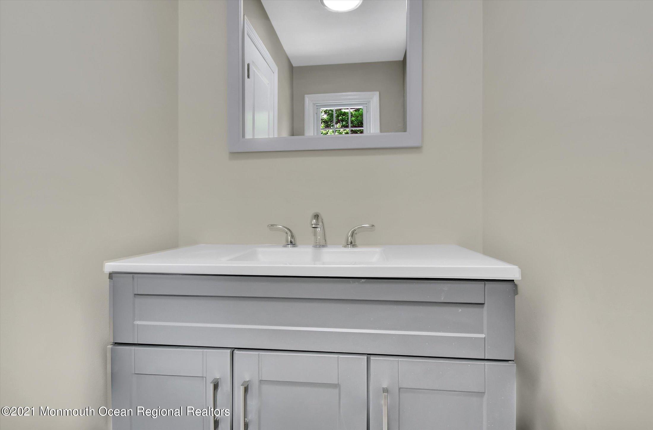 347 Iron Ore Road Manalapan, NJ 07726 - Photo 20 of 27