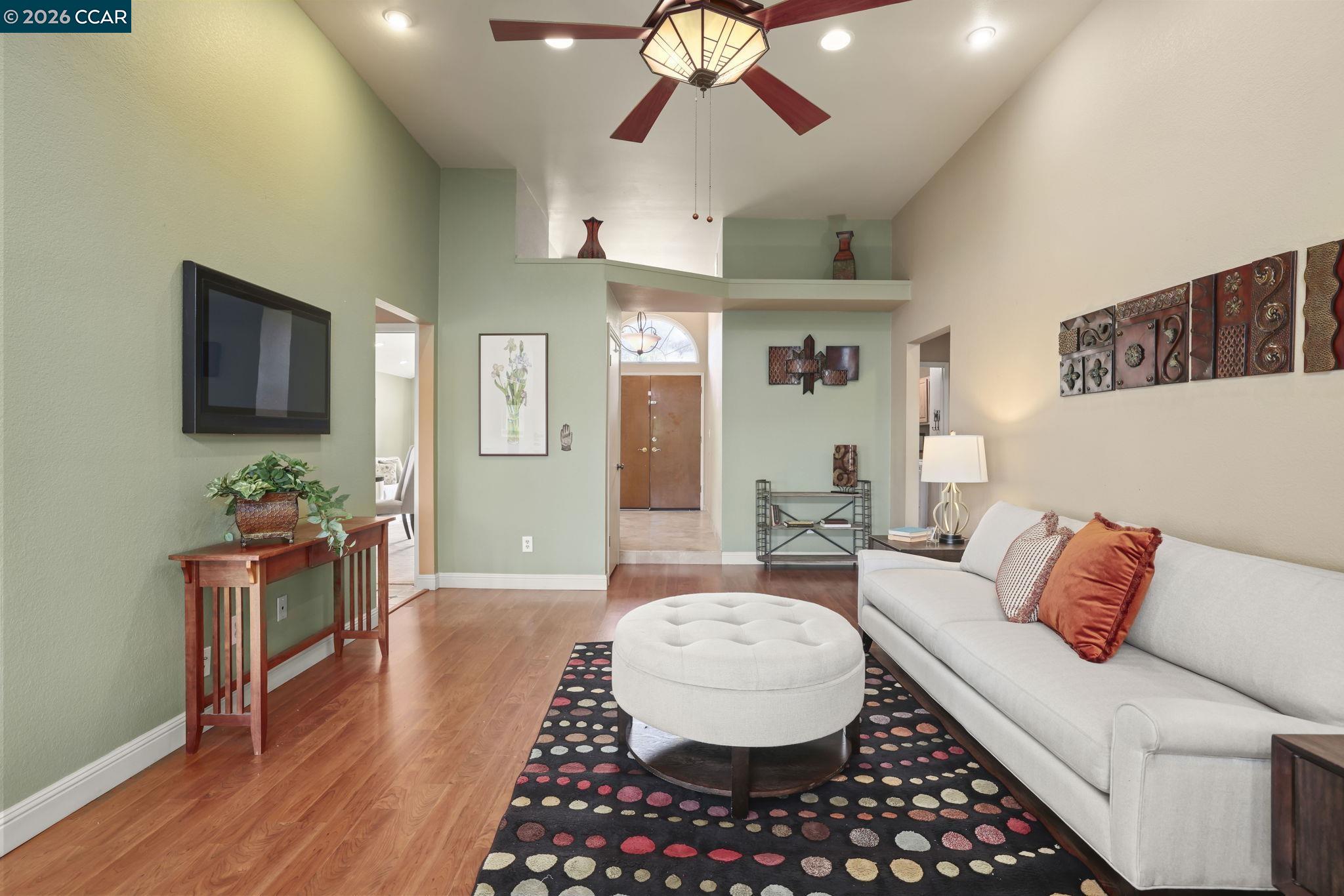 1109 Discovery Way Concord, CA 94521 - Photo 11 of 23