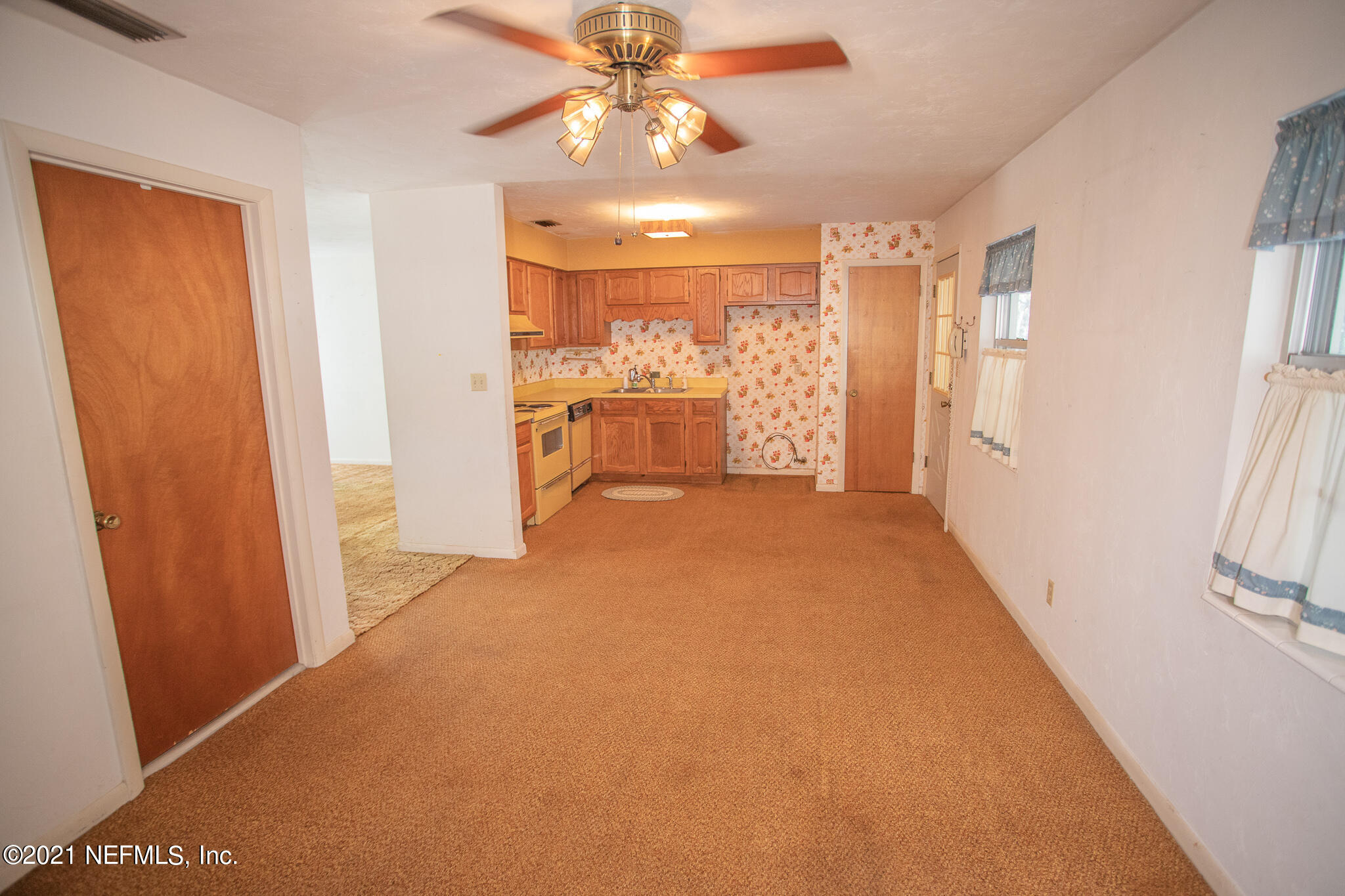 6844 Lakeview Road Melrose, FL 32666 - Photo 11 of 31 IMG_0375