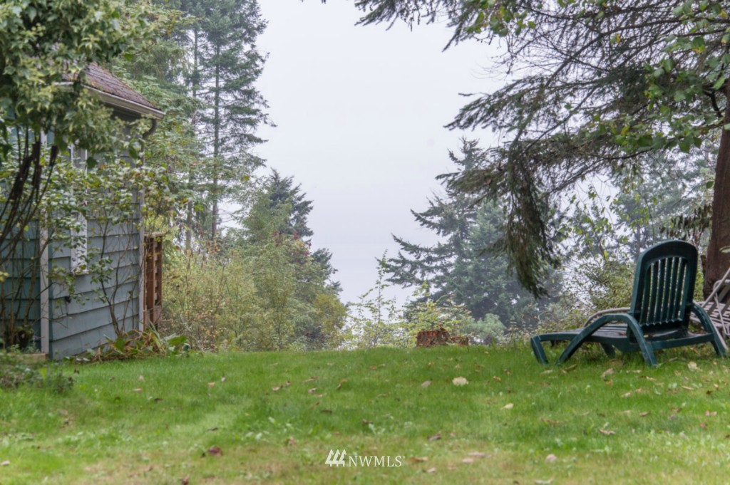 18006 McLean Road Southwest Vashon, WA 98070 - Photo 10 of 17